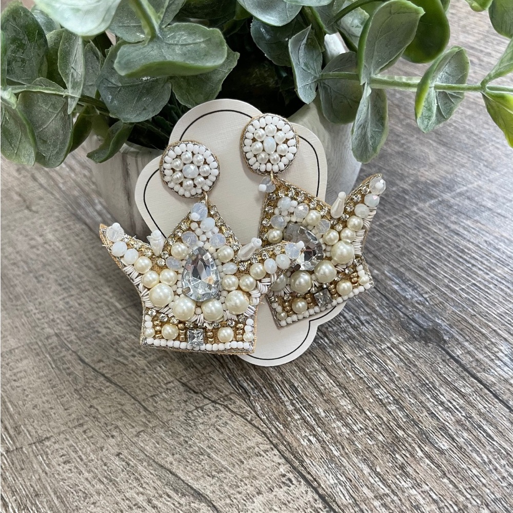 Beaded Crown Earrings Beautiful Pearls Rhinestones Pageant Headshots Pierced